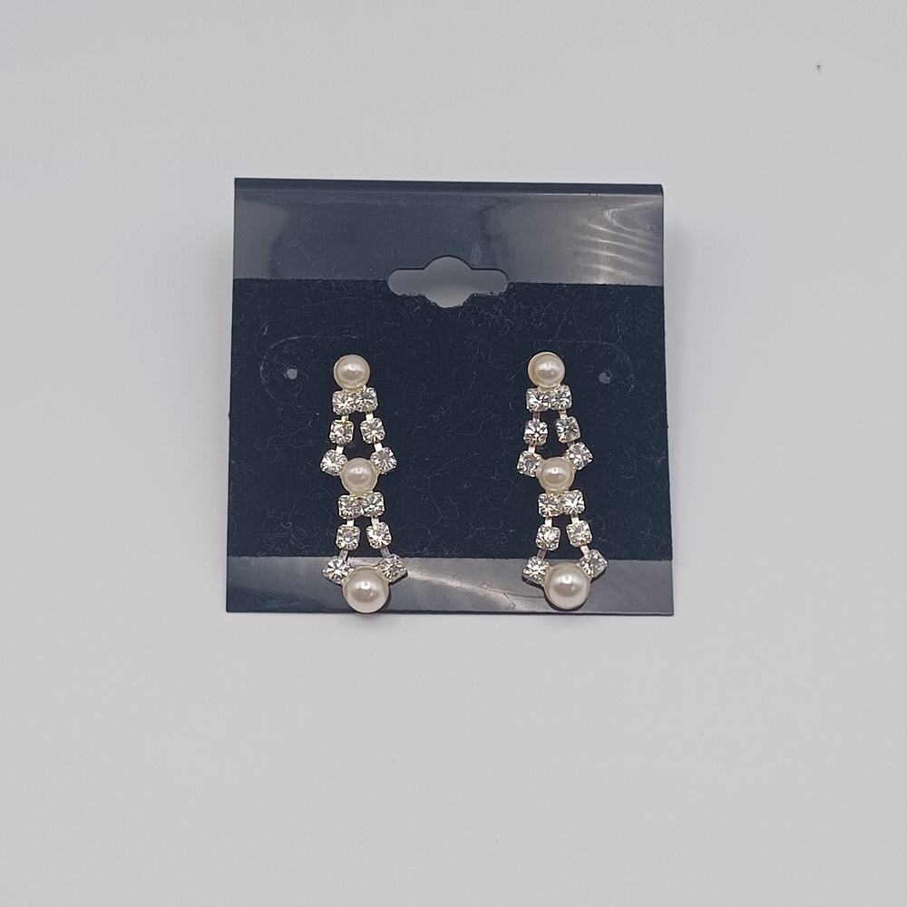 Silver Tone Faux Pearl Drop Earrings Geometric Dangle Bridal 1.5”